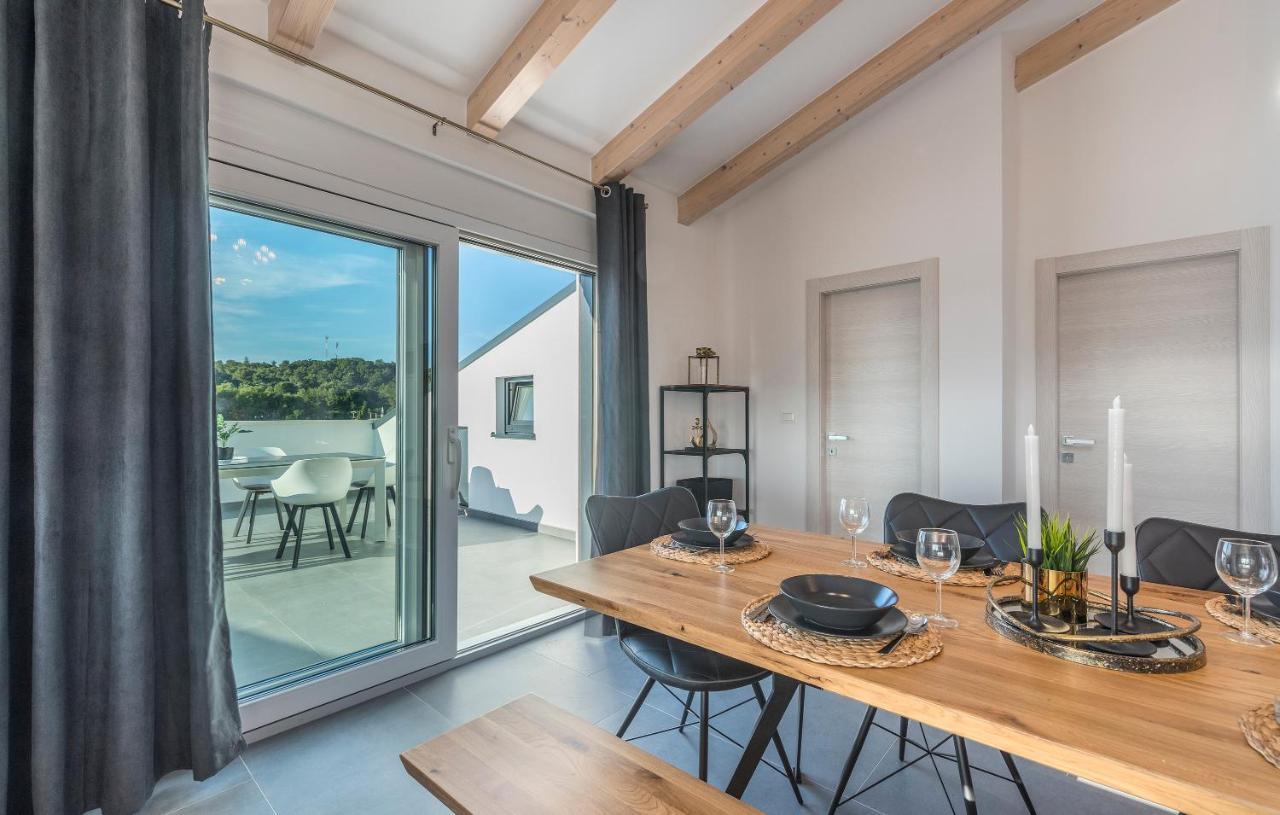 Apart Residence-Galant Ρόβινι Εξωτερικό φωτογραφία