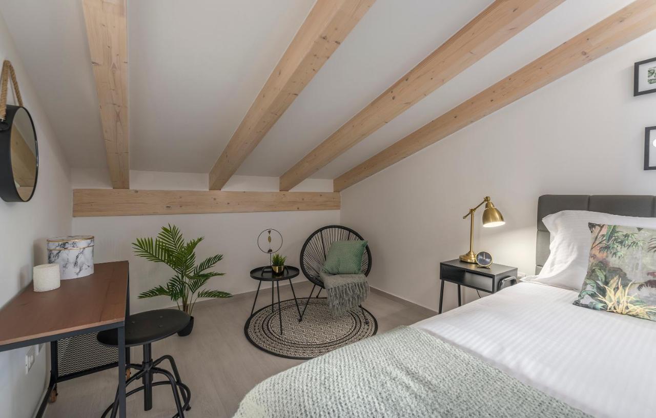 Apart Residence-Galant Ρόβινι Εξωτερικό φωτογραφία